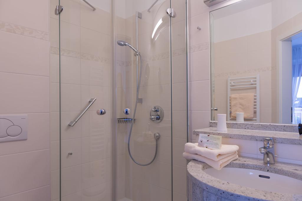 Hotel Christiansen Duhnen Ngoại thất bức ảnh
